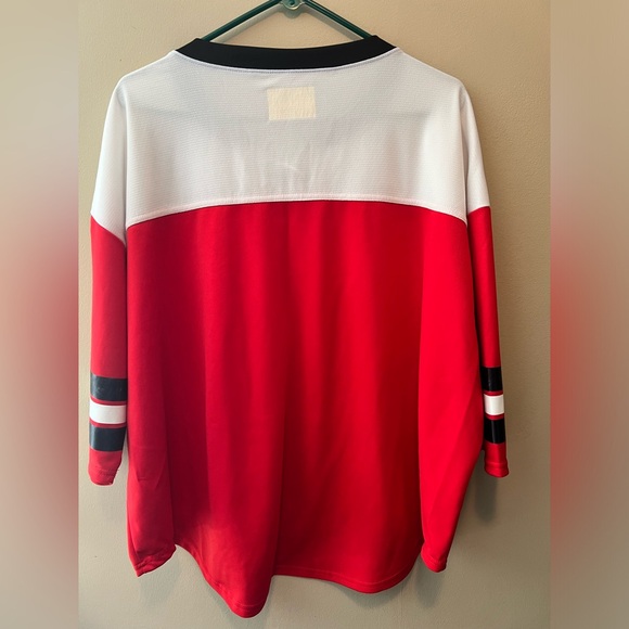 NHL Detroit Red Wings GIII size XL women’s lace up neck line 3/4 sleeve jersey. - Picture 4 of 7